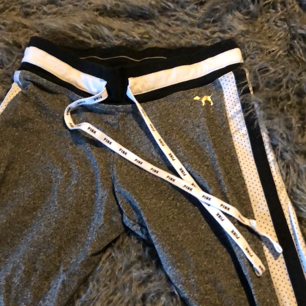 Pink leggings with back calf sequin detail